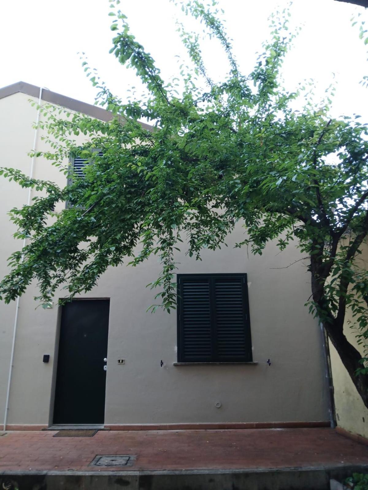 Casa N 1 Con Parcheggio Privato E Colonnina Ricarica Apartment Livorno Luaran gambar